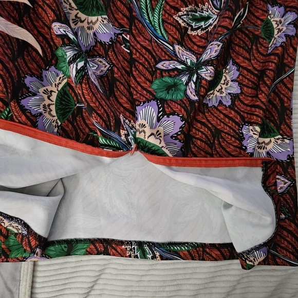 Eloquii Floral Patterned Pencil Skirt NWT Size 16 - Picture 9 of 10